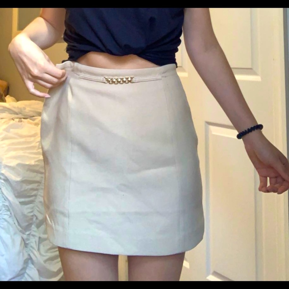 Barely worn tan/beige skirt(fits more like a 6)